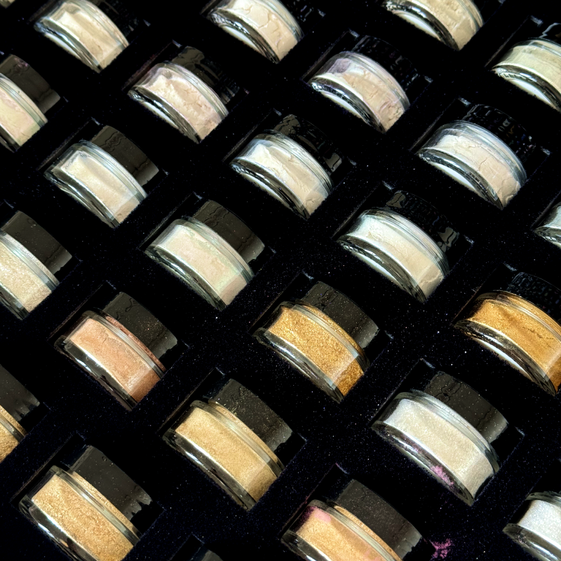 LET'S MAKE BEAUTY PIGMENT REFERENCE KIT